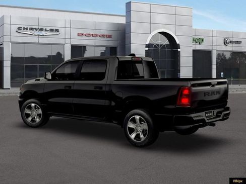 New 2026 RAM 1500 Express AWD/4WD image 4