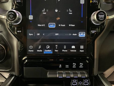 Used 2023 RAM 1500 Big Horn AWD/4WD image 26