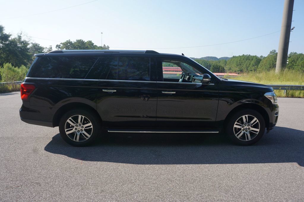 Used 2023 Ford Expedition Max Limited RWD image 25