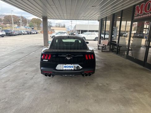 Certified 2025 Ford Mustang Premium RWD image 5