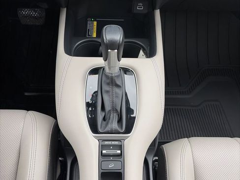 Used 2023 Honda HR-V EX-L image 11