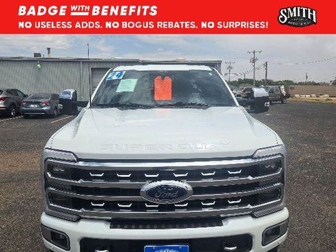 Used 2024 Ford F250 Platinum w/ Tremor Off-Road Package AWD/4WD image 10