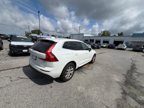 Used 2020 Volvo XC60 T5 Momentum w/ Protection Package AWD/4WD image 6