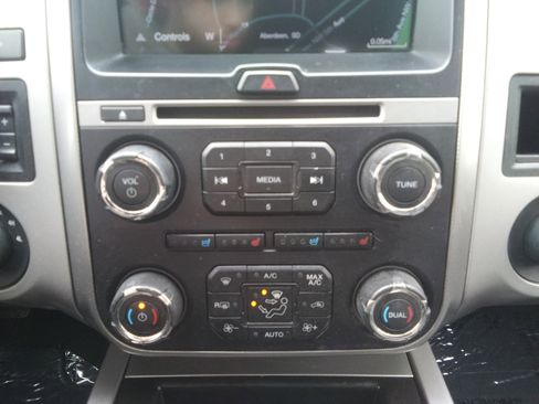 Used 2017 Ford Expedition EL XLT w/ Equipment Group 202A AWD/4WD image 19