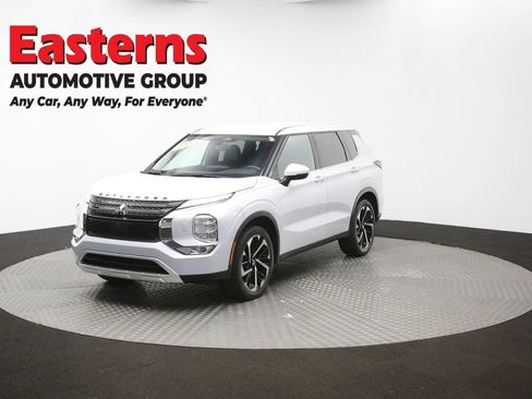 Used 2024 Mitsubishi Outlander SE AWD/4WD image 54
