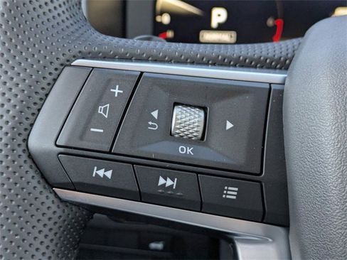 New 2025 Mitsubishi Outlander SE image 28