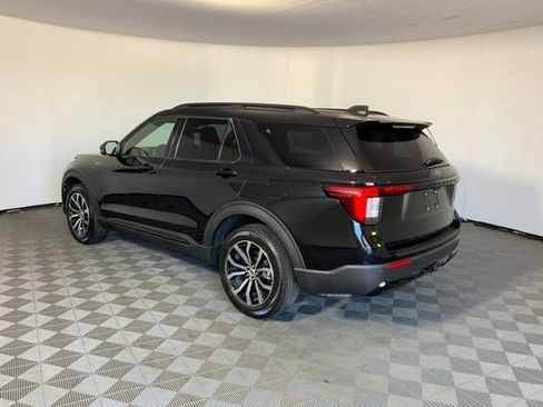 New 2026 Ford Explorer ST-Line AWD/4WD image 10