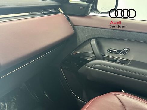 Used 2023 Land Rover Range Rover Sport SE Dynamic image 34