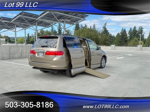 Used 2010 Honda Odyssey Touring image 37
