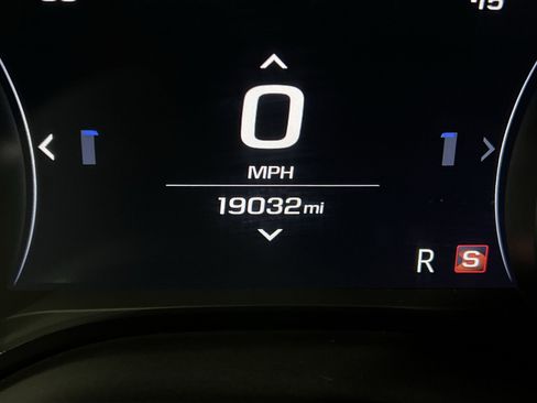 Used 2021 Chevrolet Camaro ZL1 image 17