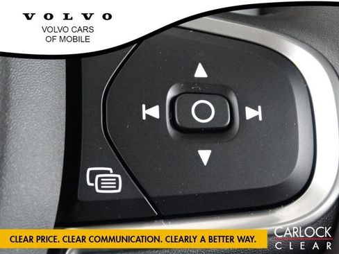 Used 2023 Volvo XC60 B5 Core w/ Climate Package image 16