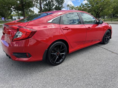 Used 2019 Honda Civic Sport image 5