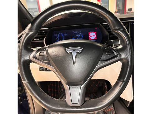 Used 2018 Tesla Model X 100D image 24