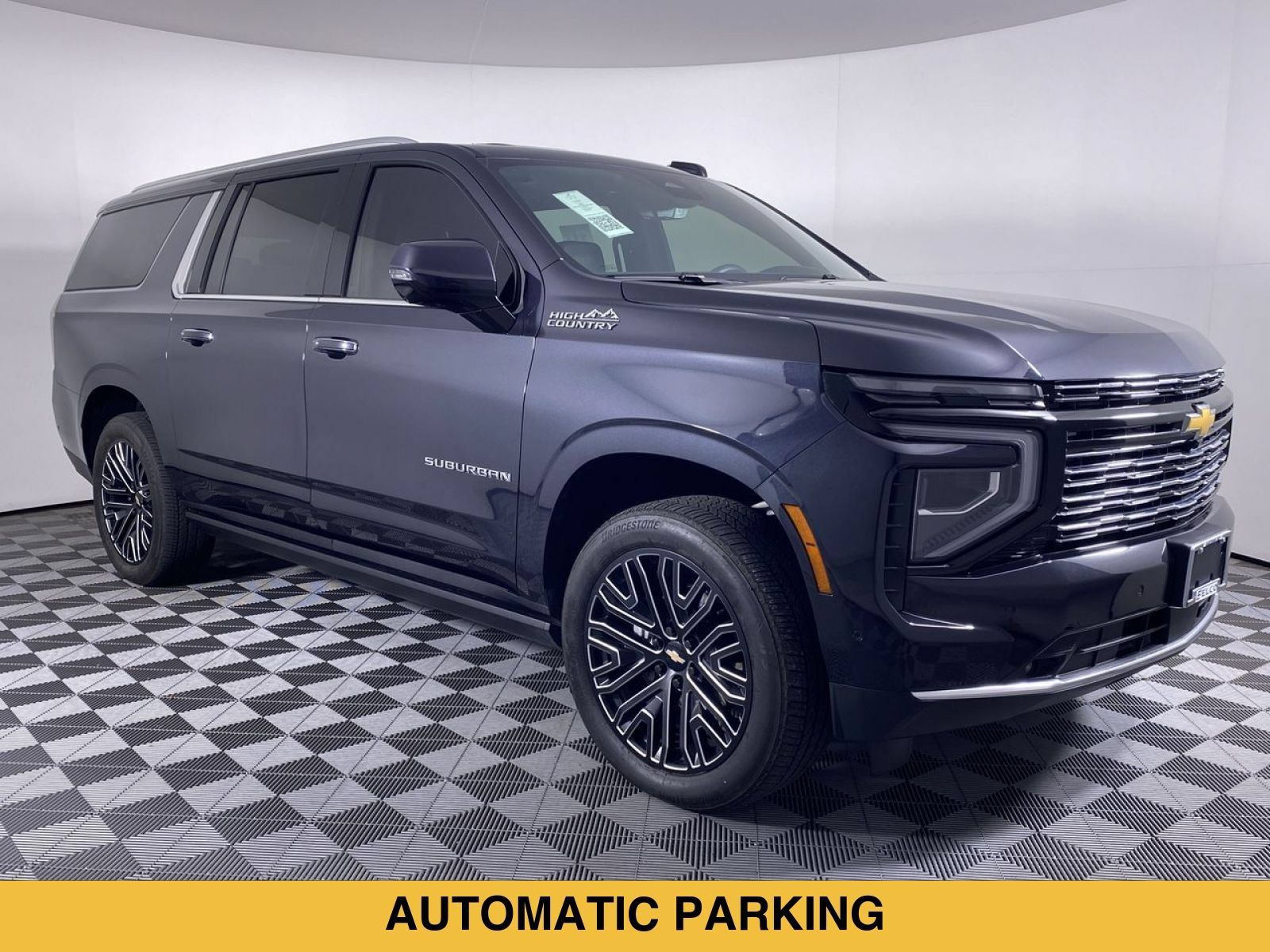 Certified 2026 Chevrolet Suburban High Country AWD/4WD image 22