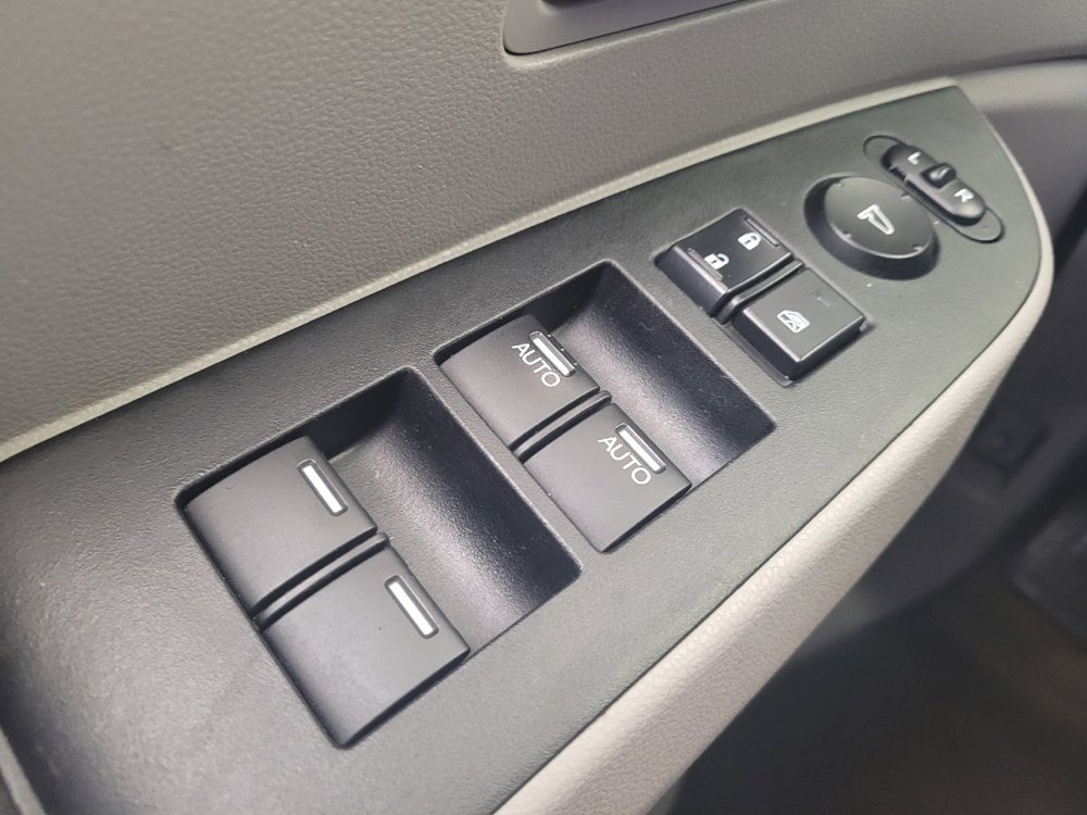 Used 2016 Honda Odyssey EX-L image 27