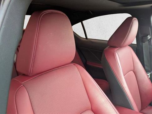 Used 2023 Lexus IS 300 w/ Comfort Package RWD image 14