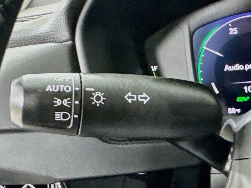 Used 2023 Honda Accord EX-L image 13