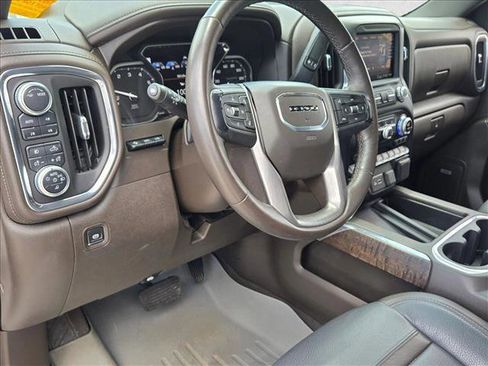 Used 2020 GMC Sierra 1500 Denali w/ Denali Ultimate Package AWD/4WD image 10