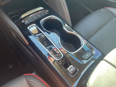 Used 2023 Buick Envision Essence w/ Sport Touring Package image 19