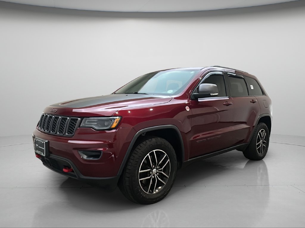 Used 2017 Jeep Grand Cherokee Trailhawk w/ Trailhawk Luxury Group AWD/4WD image 2