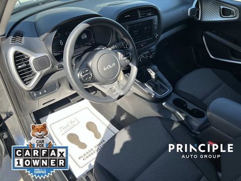 Used 2024 Kia Soul LX w/ Option Group 015 image 16