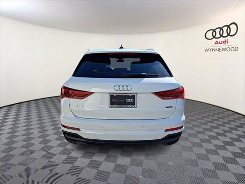 Certified 2025 Audi Q3 2.0T Premium w/ Convenience Package AWD/4WD image 6