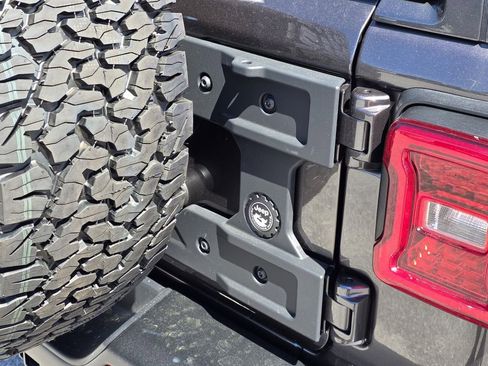 New 2026 Jeep Wrangler Unlimited Rubicon image 37