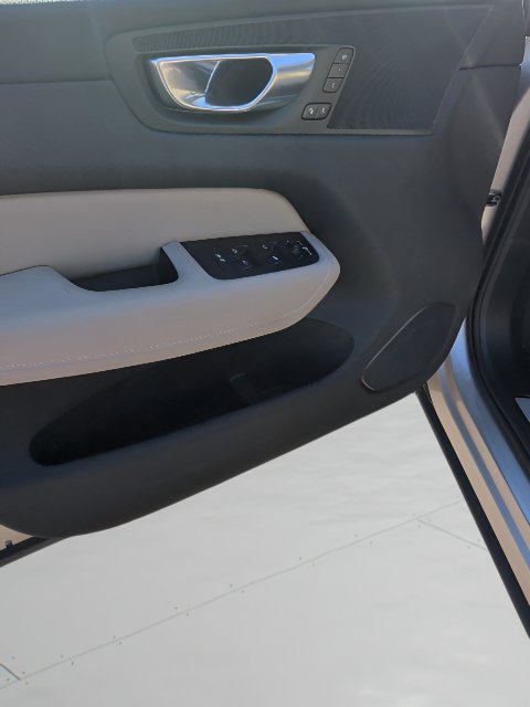 Certified 2026 Volvo XC60 B5 Plus AWD/4WD image 10