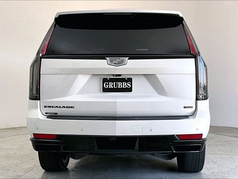 Used 2022 Cadillac Escalade Sport w/ Touring Package image 7