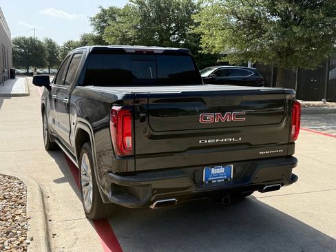 Used 2019 GMC Sierra 1500 Denali w/ Denali Ultimate Package AWD/4WD image 3