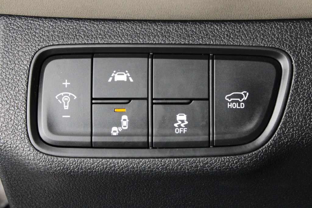 Used 2020 Hyundai Santa Fe SEL w/ Convenience + Premium Package FWD image 23