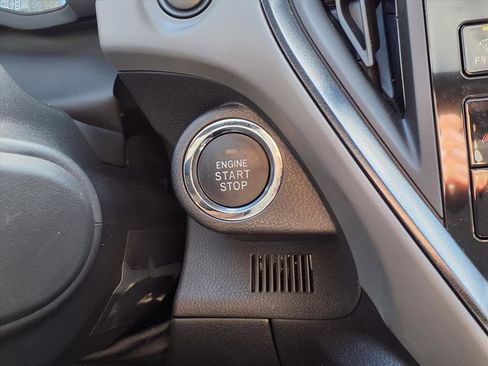 Certified 2025 Subaru Crosstrek 2.5i Sport w/ Crosstrek Mirror Package image 10