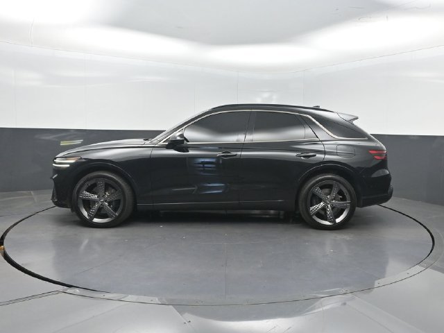 Used 2023 Genesis GV70 2.5T w/ Sport Prestige Package AWD/4WD image 2