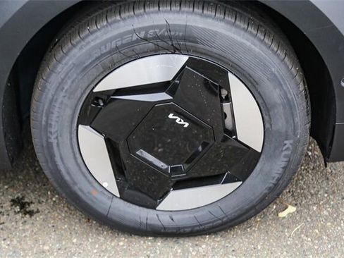 New 2026 Kia EV9 Wind image 11