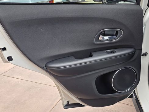 Used 2022 Honda HR-V EX image 25