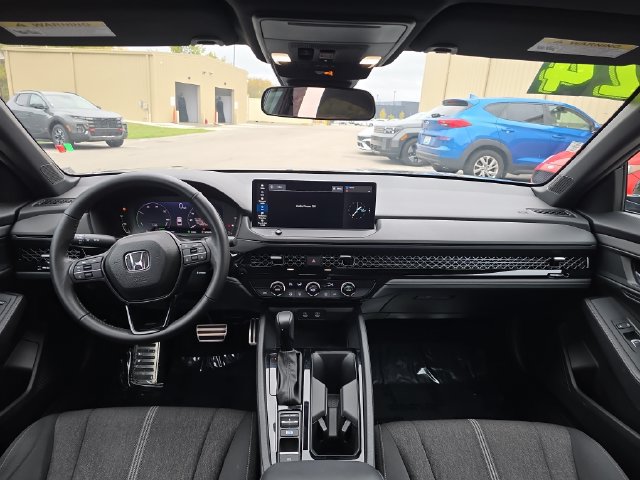Used 2024 Honda Accord Sport image 15