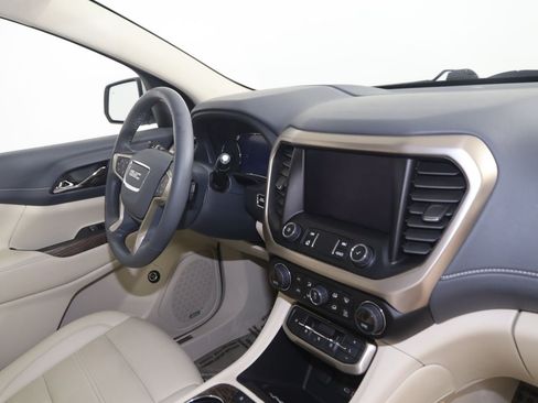 Used 2023 GMC Acadia Denali w/ Denali Ultimate Package AWD/4WD image 44