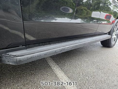 Used 2024 Ford Expedition Limited AWD/4WD image 9