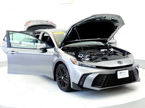 Certified 2026 Toyota Camry SE w/ Convenience Package AWD/4WD image 9