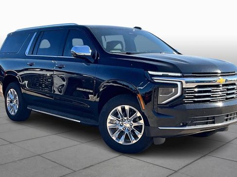 New 2026 Chevrolet Suburban Premier image 2