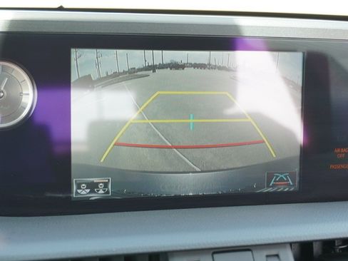 Used 2019 Lexus ES 350 w/ Premium Package image 16