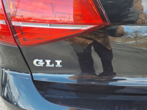 Used 2015 Volkswagen Jetta GLI SEL image 7