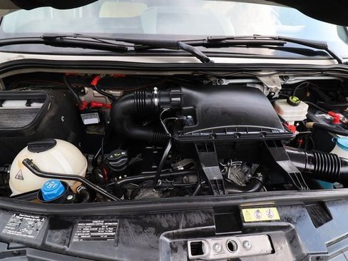 Used 2014 Mercedes-Benz Sprinter 3500 image 28