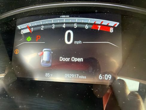 Used 2018 Honda CR-V EX image 6