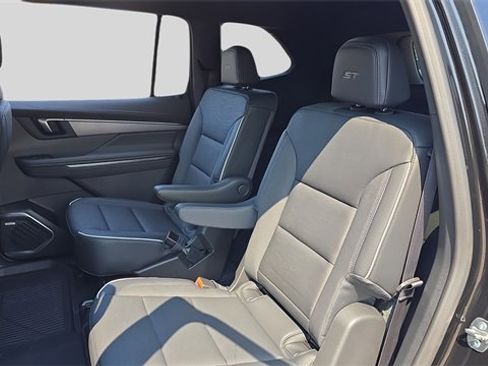 New 2026 Buick Enclave Sport Touring w/ Power Package image 15