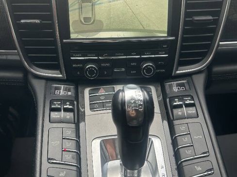 Used 2013 Porsche Panamera image 21