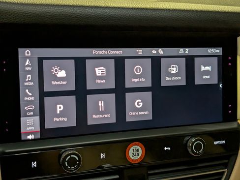 Certified 2026 Porsche Macan AWD/4WD image 39
