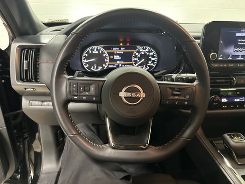 Used 2024 Nissan Pathfinder Rock Creek AWD/4WD image 18