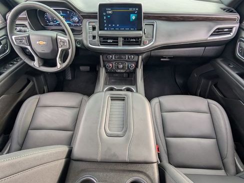 Used 2023 Chevrolet Tahoe LT w/ Luxury Package image 11