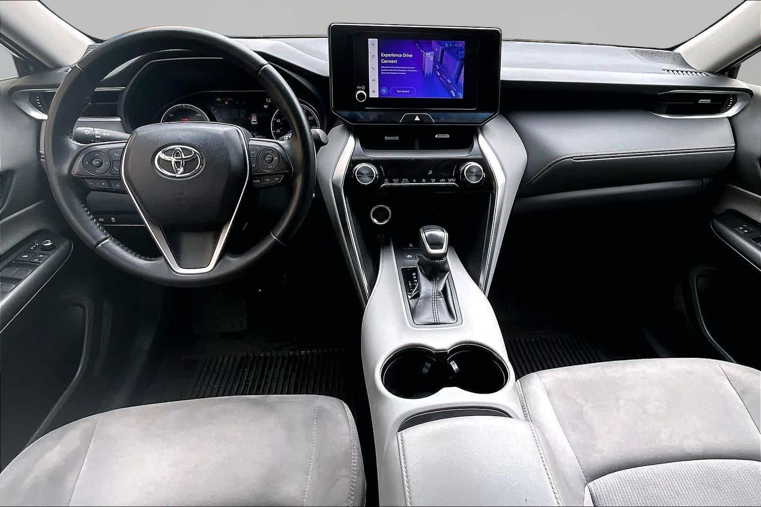 Certified 2024 Toyota Venza LE AWD/4WD image 16